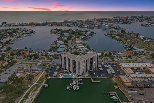 10355 PARADISE BOULEVARD 412, St Petersburg, FL 33706