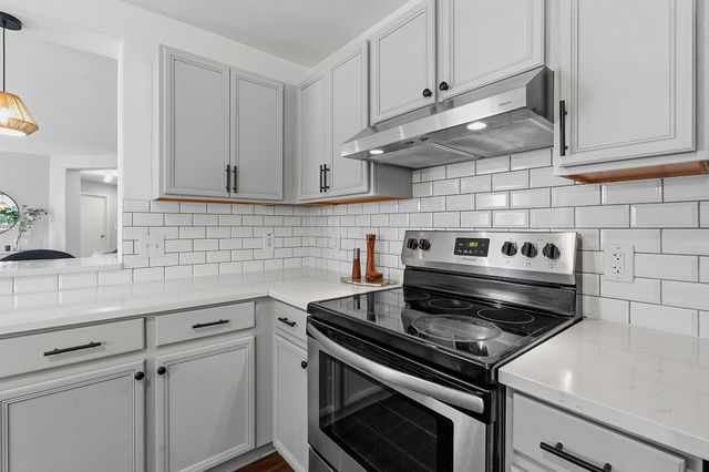 5407 Viewpoint DR, Austin, TX 78744