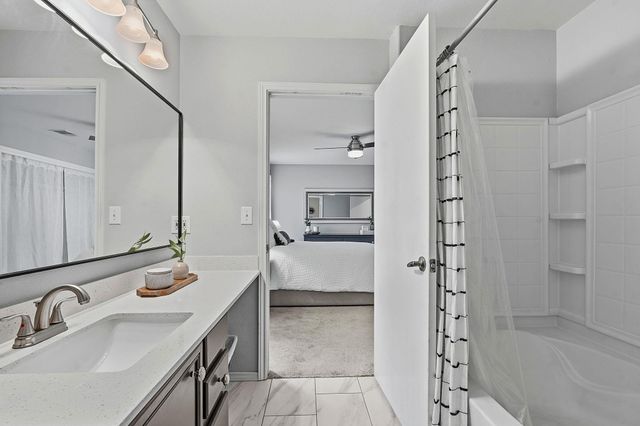 5407 Viewpoint DR, Austin, TX 78744