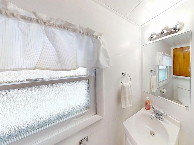 219 S Mizner Street, Corunna, MI 48817