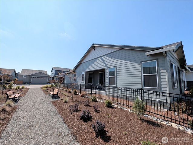 20724 150th Street E, Bonney Lake, WA 98391