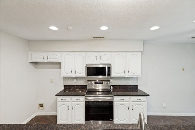 6816 Aimpoint Drive, Plano, TX 75023
