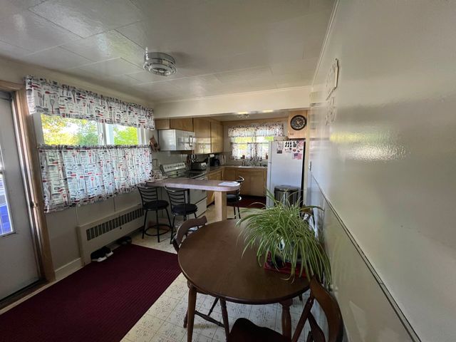 37 Pine Island Avenue, Berlin, NH 03570