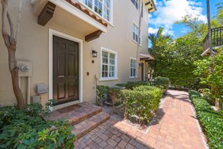 72 SE 6th Avenue H, Delray Beach, FL 33483