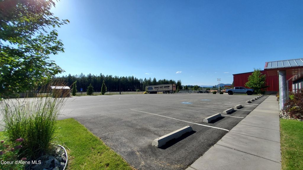 15223 N GOVERNMENT WAY, Hayden, ID 83835 photo 8