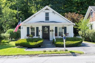 33 North Avenue, Pleasant Valley, NY 12569