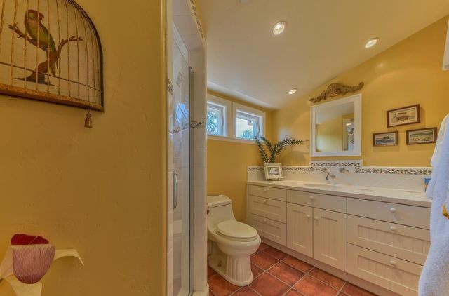 190 San Benancio Road, Salinas, CA 93908