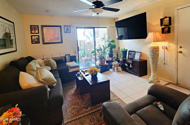 533 W GUADALUPE Road 1053, Mesa, AZ 85210