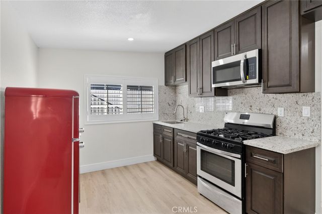 5929 Weaver Lane, Los Angeles, CA 90042