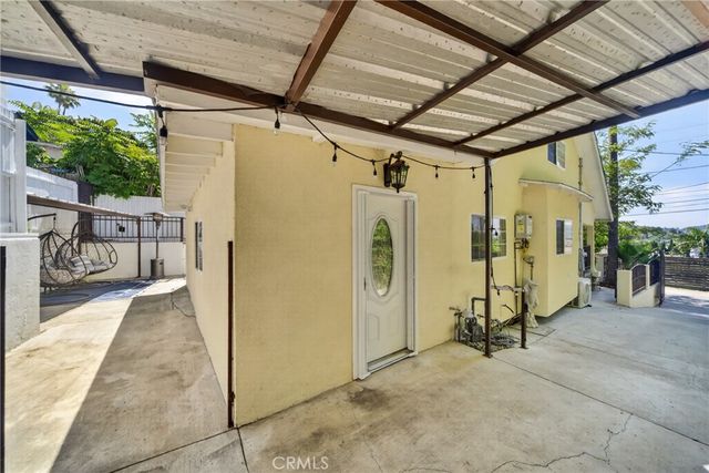 5929 Weaver Lane, Los Angeles, CA 90042