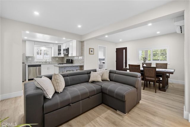 5929 Weaver Lane, Los Angeles, CA 90042