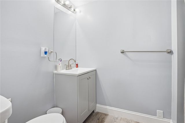 5 Maple Avenue, Smithfield, RI 02917