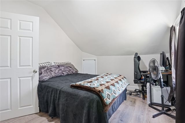 5 Maple Avenue, Smithfield, RI 02917