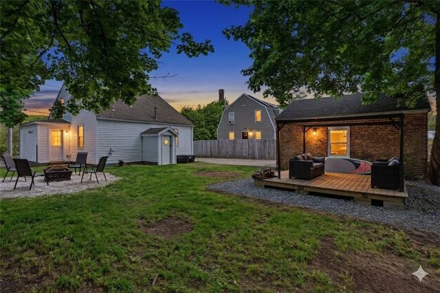 5 Maple Avenue, Smithfield, RI 02917