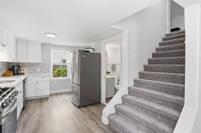 5 Maple Avenue, Smithfield, RI 02917