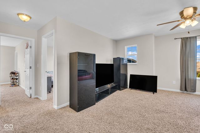 2239 Summer Shore Drive, Greenwood, IN 46143