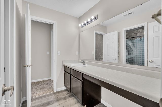 2239 Summer Shore Drive, Greenwood, IN 46143