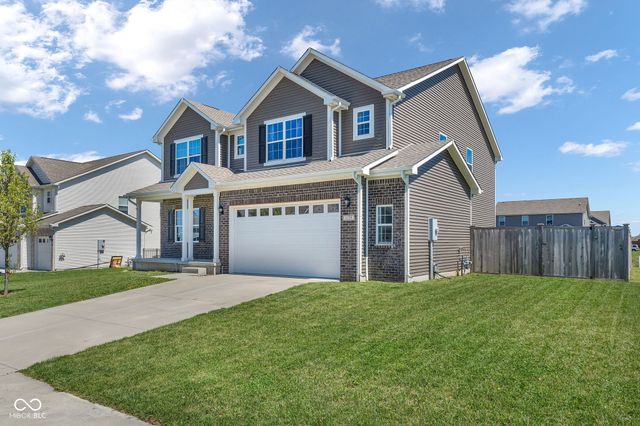 2239 Summer Shore Drive, Greenwood, IN 46143