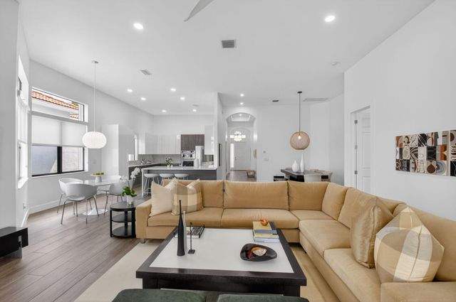 9613 Isles Cay Drive, Delray Beach, FL 33446