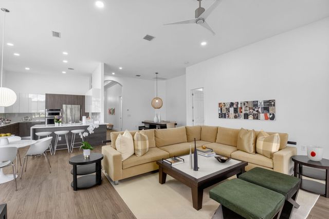 9613 Isles Cay Drive, Delray Beach, FL 33446