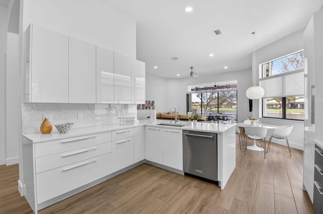 9613 Isles Cay Drive, Delray Beach, FL 33446