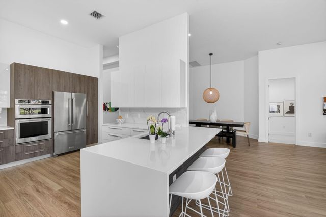 9613 Isles Cay Drive, Delray Beach, FL 33446