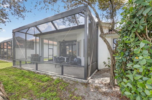 9613 Isles Cay Drive, Delray Beach, FL 33446