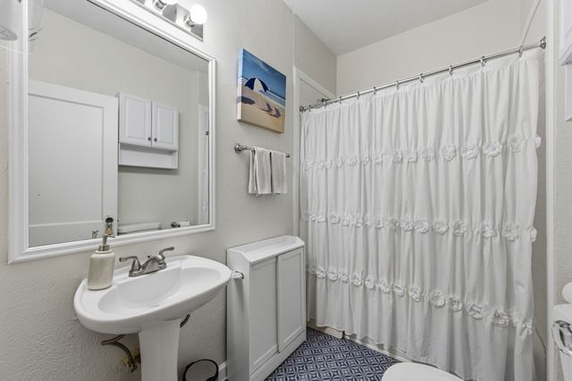 5802 Richmond Avenue, Dallas, TX 75206