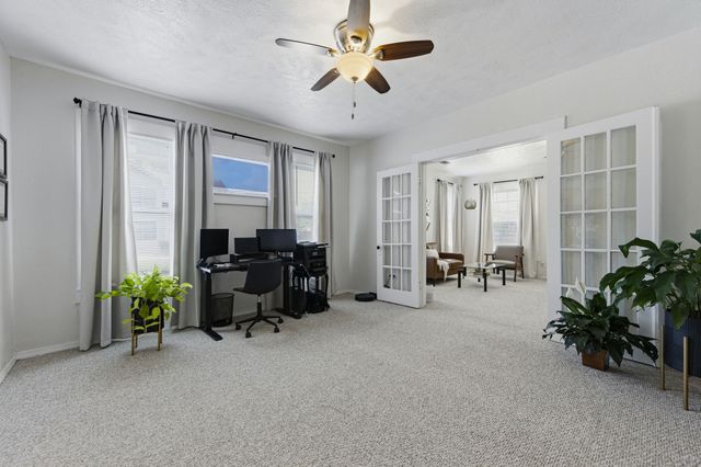 5802 Richmond Avenue, Dallas, TX 75206