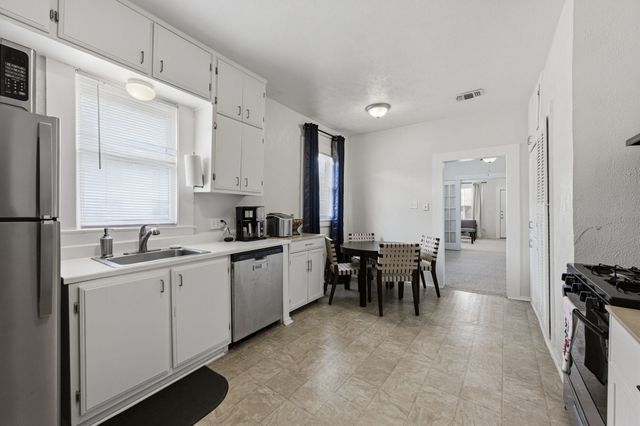 5802 Richmond Avenue, Dallas, TX 75206