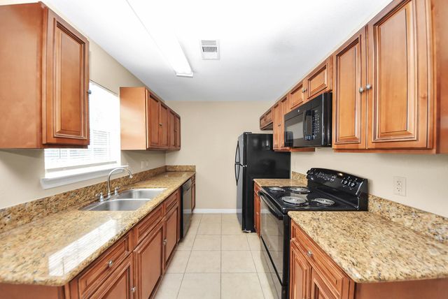 4406 Dacca Drive, Houston, TX 77047