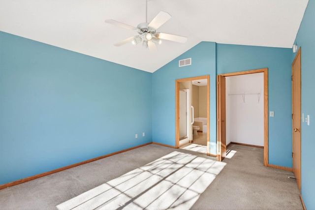 9959 Tamarack Cove, Woodbury, MN 55125