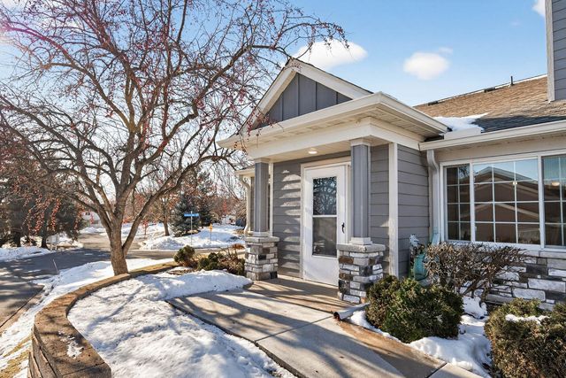 9959 Tamarack Cove, Woodbury, MN 55125