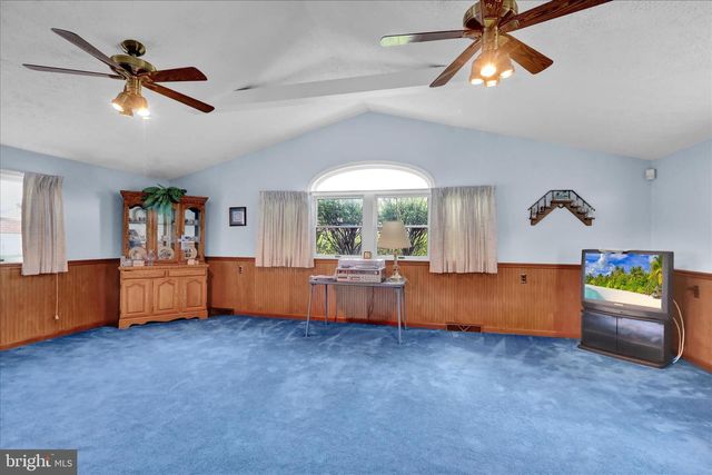 9 WINGERT RD, Reading, PA 19610