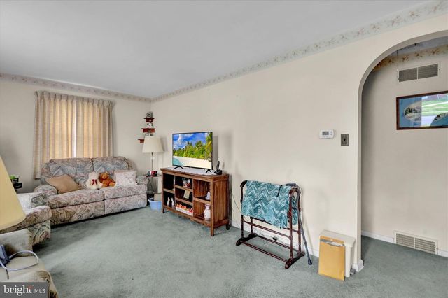 9 WINGERT RD, Reading, PA 19610