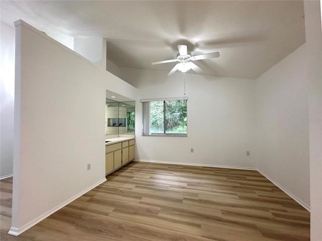 525 OAK TERRACE 121, Altamonte Springs, FL 32701