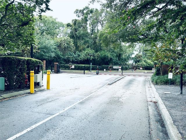 525 OAK TERRACE 121, Altamonte Springs, FL 32701