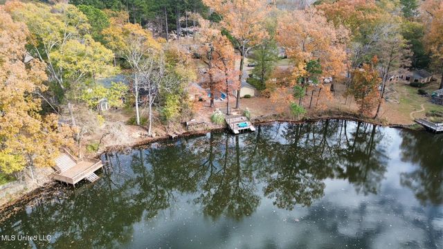 5018 Riverwood Circle, Jackson, MS 39211