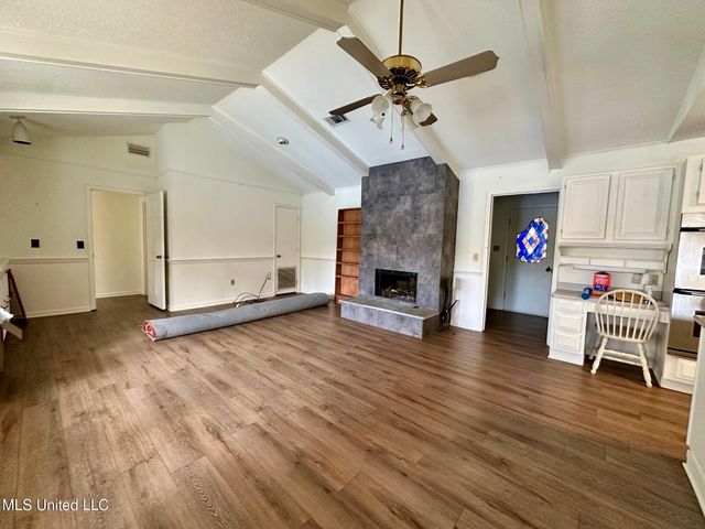 5018 Riverwood Circle, Jackson, MS 39211