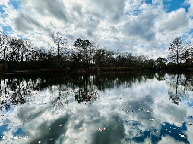 5018 Riverwood Circle, Jackson, MS 39211