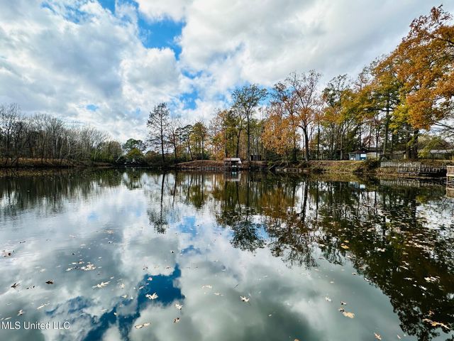 5018 Riverwood Circle, Jackson, MS 39211