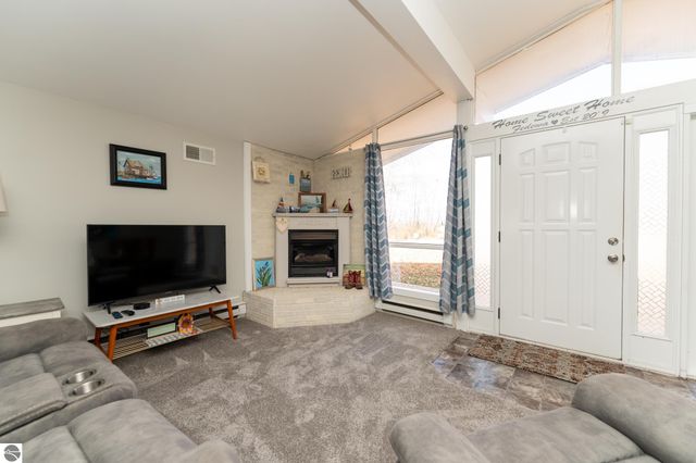 1053 Circle Drive, Lake Isabella, MI 48893