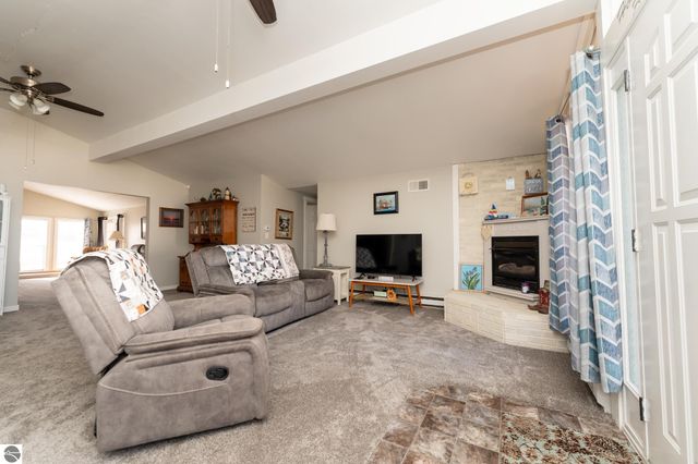 1053 Circle Drive, Lake Isabella, MI 48893