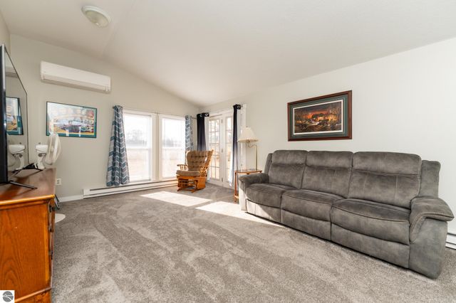 1053 Circle Drive, Lake Isabella, MI 48893