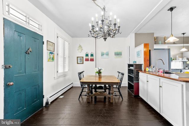 327 E STREET RD, Kennett Square, PA 19348