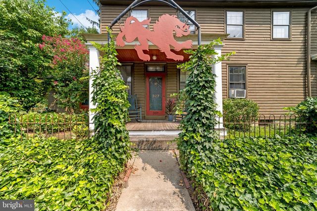 327 E STREET RD, Kennett Square, PA 19348