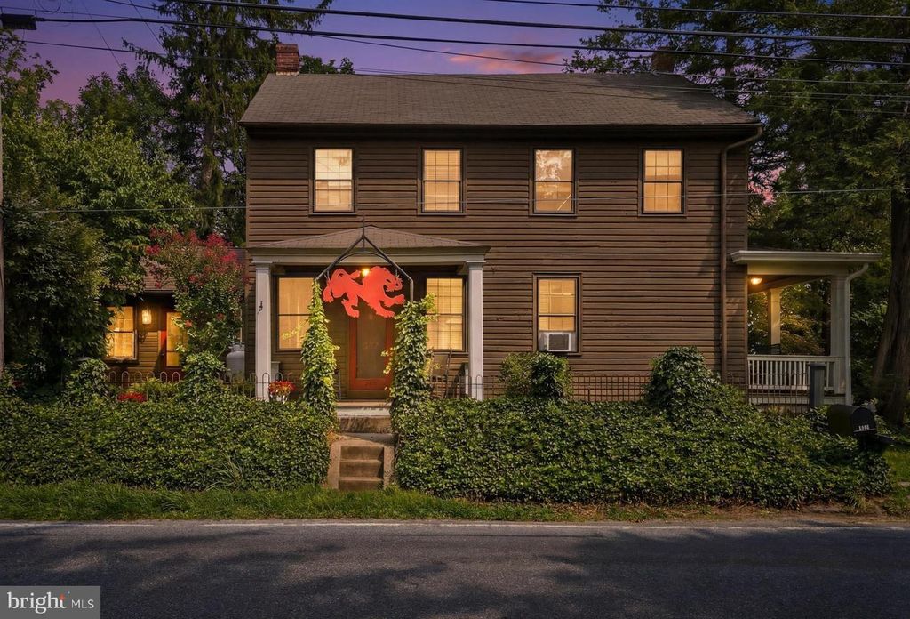 327 E STREET RD, Kennett Square, PA 19348