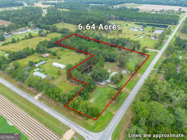 2656 Ware Street, Blackshear, GA 31516