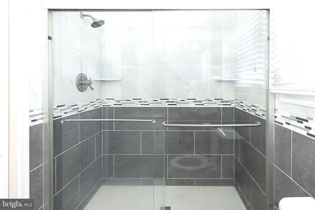 36 SUMMER PL, Huntingdon Valley, PA 19006