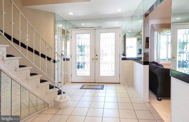 36 SUMMER PL, Huntingdon Valley, PA 19006